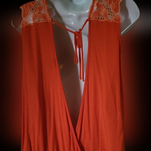 🌼3 for 30🌼Orange H.I.P Hispania Top Embroidered halter Tank sz M - Picture 2 of 7